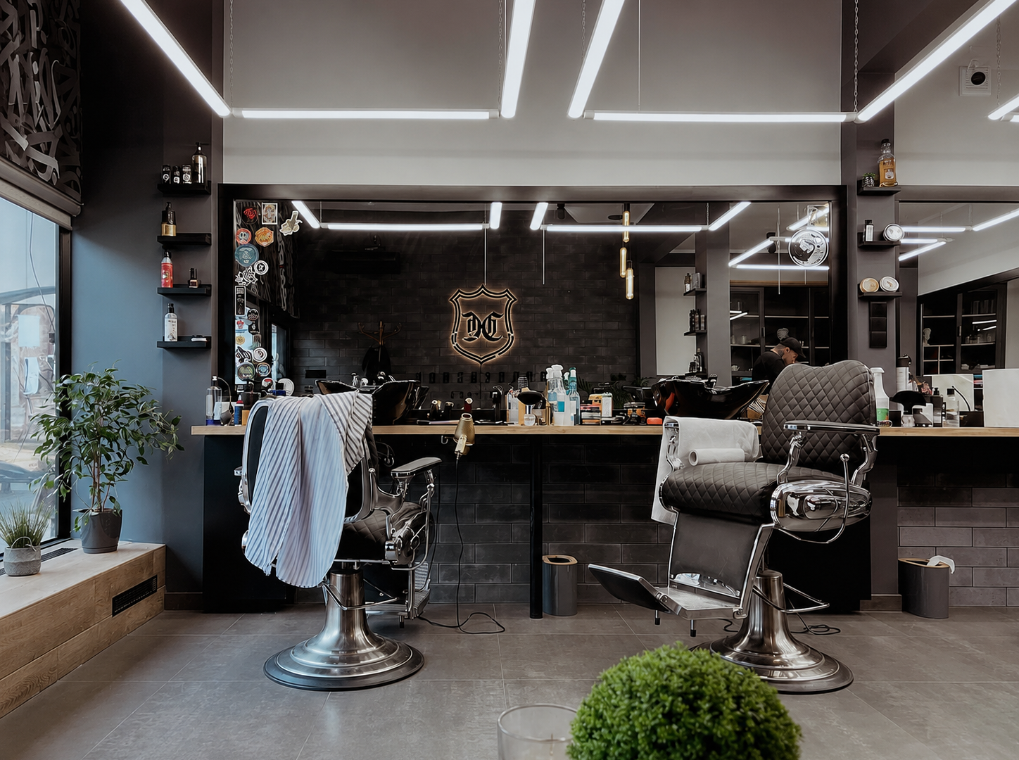 Barber czy fryzjer męski we Wrocławiu — co wybrać?