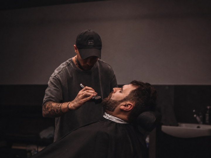 Strzyżenie brody we Wrocławiu — beard trim, kontur czy spa brody?